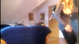 Webcam fille danse en wetlook élastique leggings (musique vidéo)